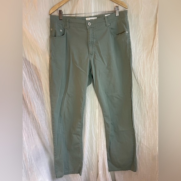 BRAX Cooper Fancy Regular Pale Green Pants, 38/32 - Picture 2 of 13
